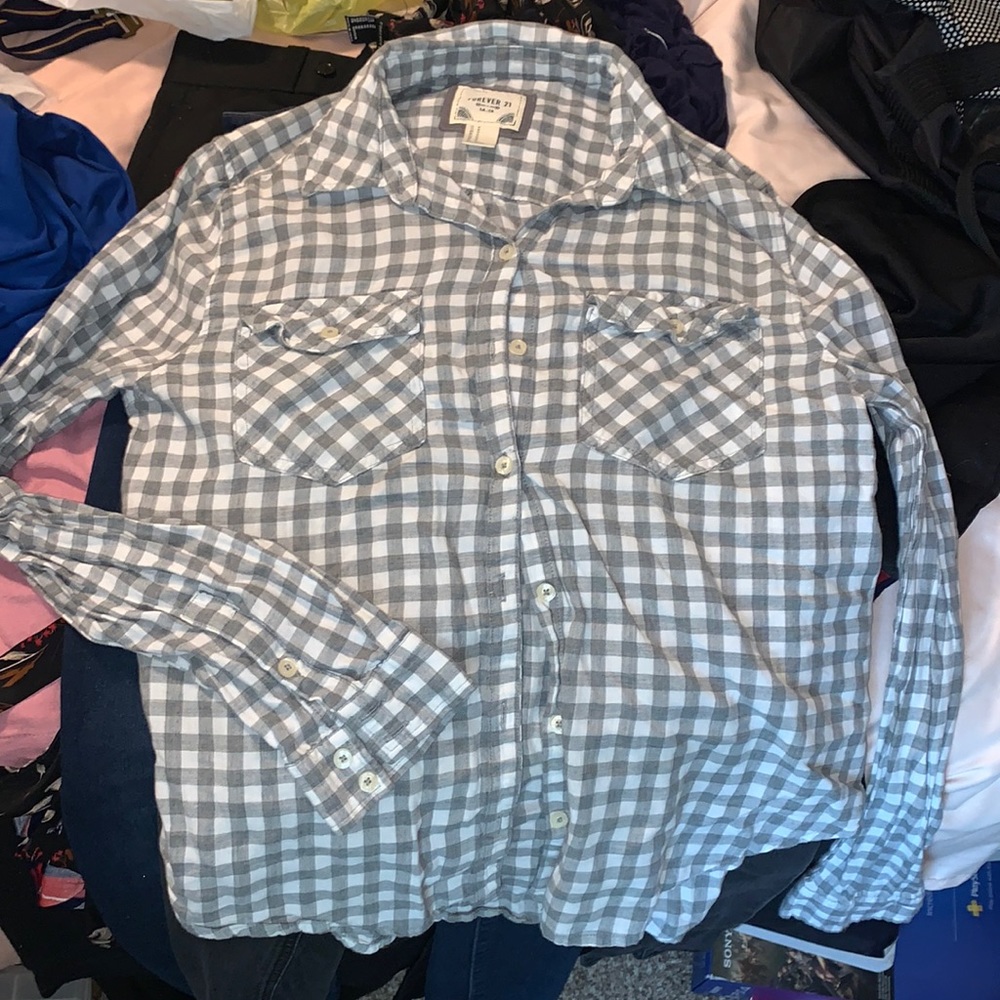 Long sleeve button up plaid